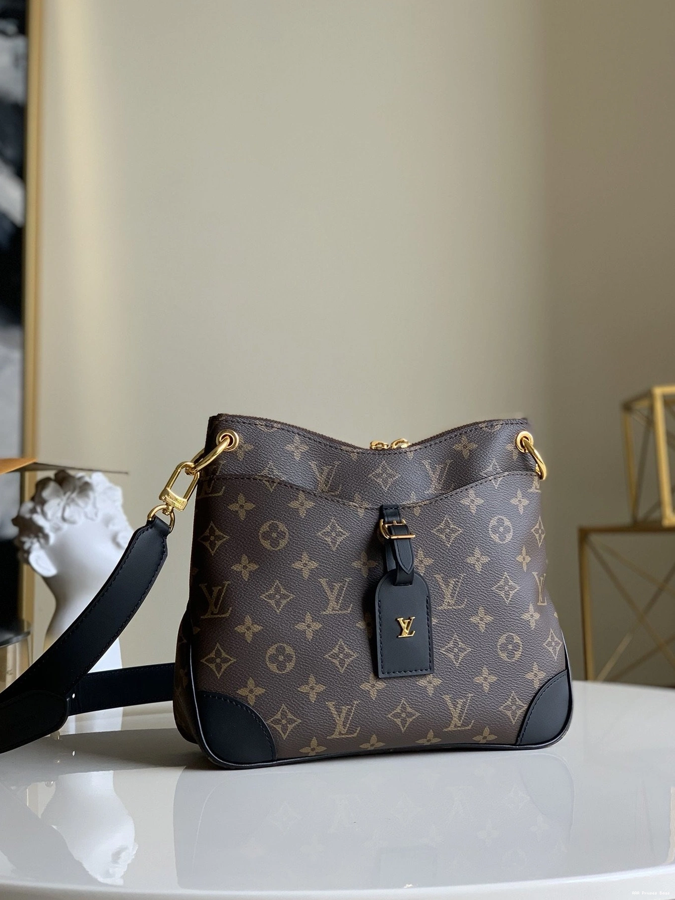 AAA Replica Ru PM VUITTON LOUIS ODÉON 0803